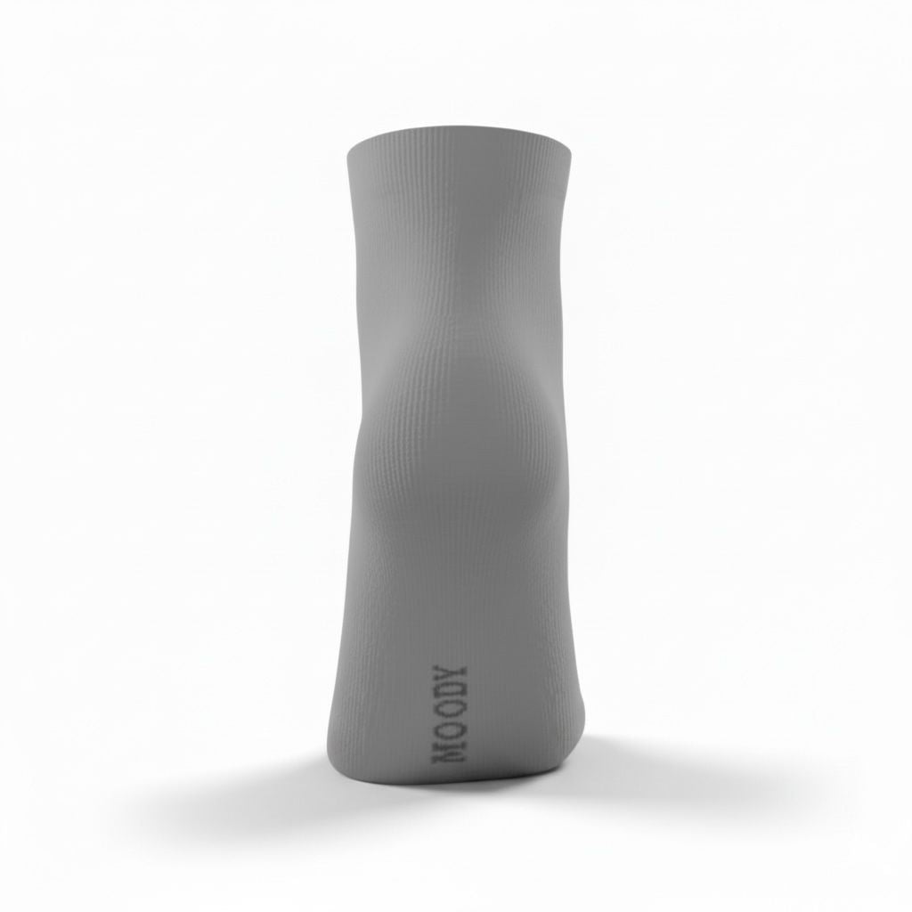 Quarter Length Plain Silver Socks 40-45 (MM 6000 4)